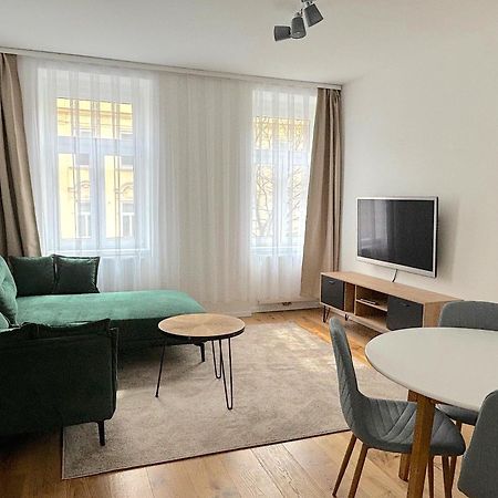 Traumhafte Wohnung Fuer 3, Grosszuegig, Walk In Dusche Viena Exterior foto