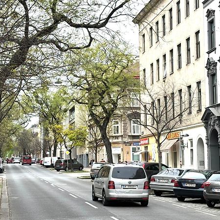 Traumhafte Wohnung Fuer 3, Grosszuegig, Walk In Dusche Viena Exterior foto