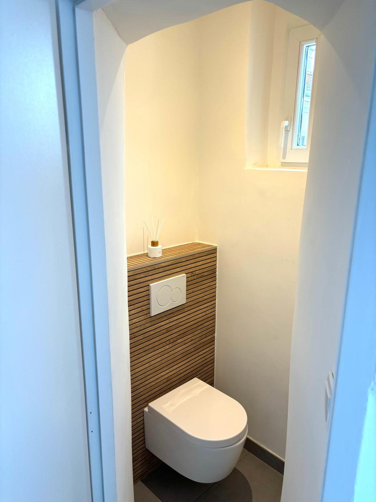 Traumhafte Wohnung Fuer 3, Grosszuegig, Walk In Dusche Viena Exterior foto